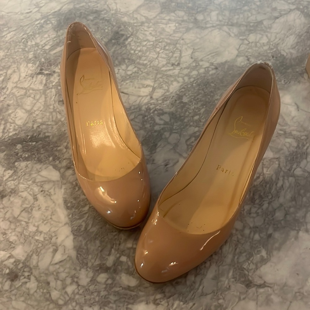 Nude Christian Louboutins